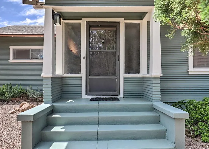 Lots Of Parking & Only 2 Steps Into The Back Door! Holiday home Bisbee
